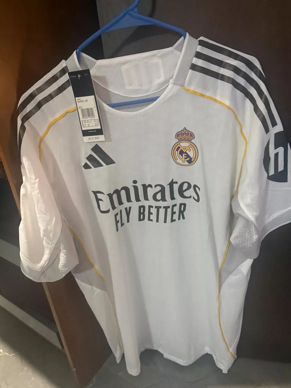 Jersey nueva del Real Madrid Talla XL con etiquetas