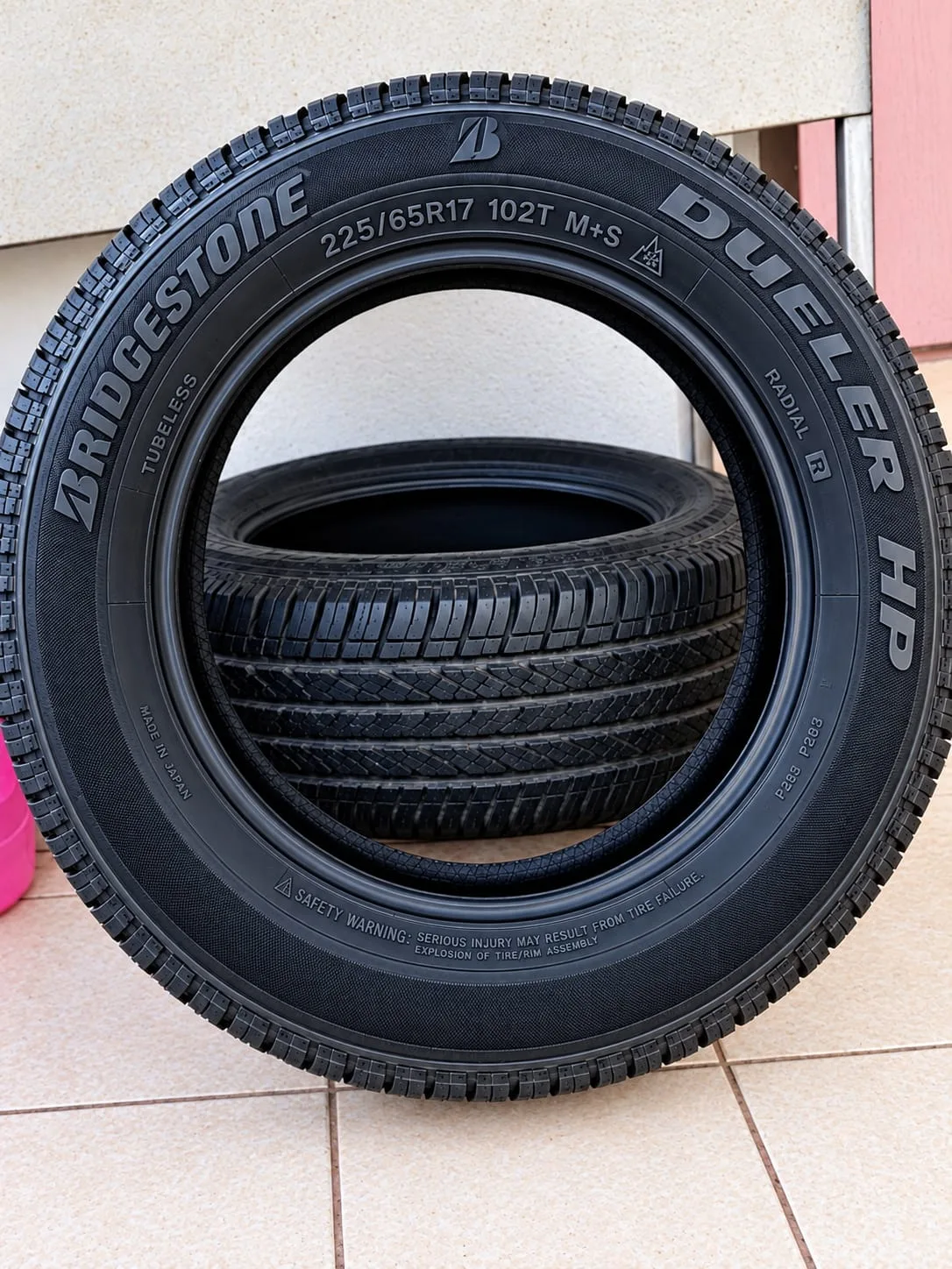 2 llantas usadas buen estado 225/65 R17
